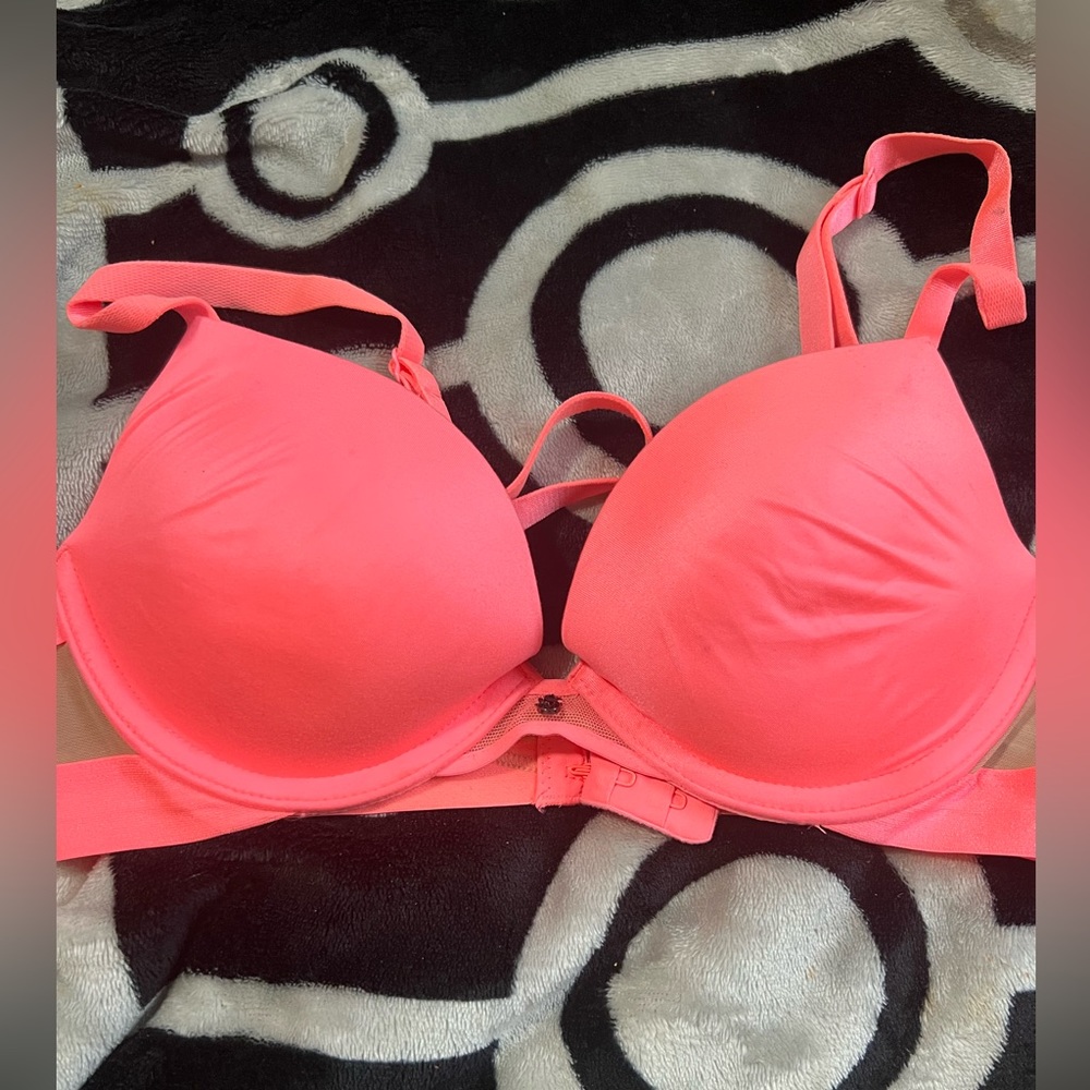 VS plunge bra